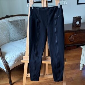 Lysse Women’s Black Skinny Pant